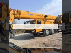 사용된 트럭 크레인 2011 XCMG 70t 70 톤 리모델링 트럭 크레인